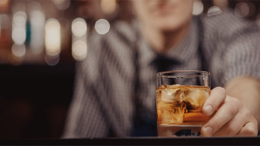Savouring Sunshine: Tips for Indulging in Canary Islands Honey Rum in Great Britain